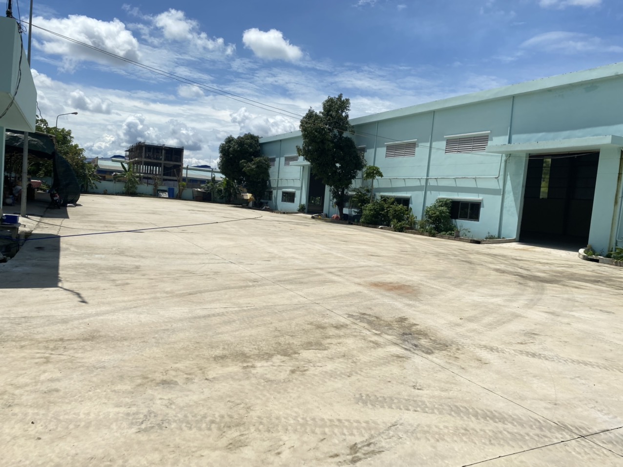 Kho xưởng gần 20000m2 cho thuê KCN huyện Đức Hoà, Long An giá tốt