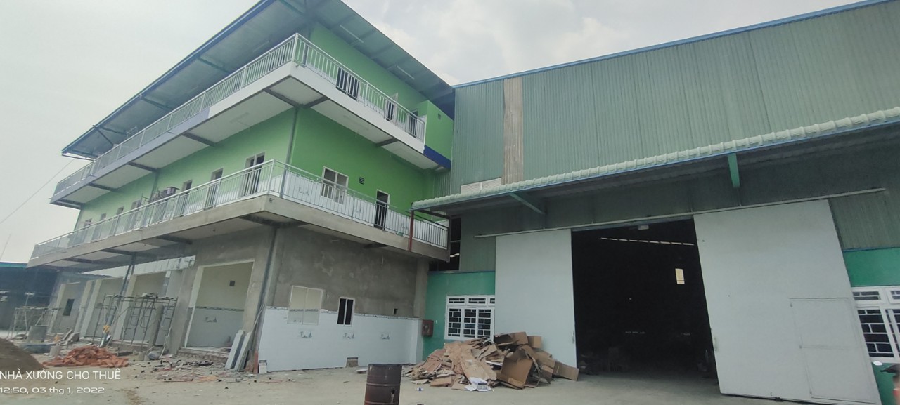 Cho thuê xưởng Long an 7800m2 Đức Hòa giá rẻ phù hợp nhiều ngành nghề.