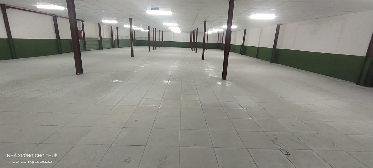 Cho thuê xưởng 1700m2 đường Thoại Ngọc Hầu, Tân phú.