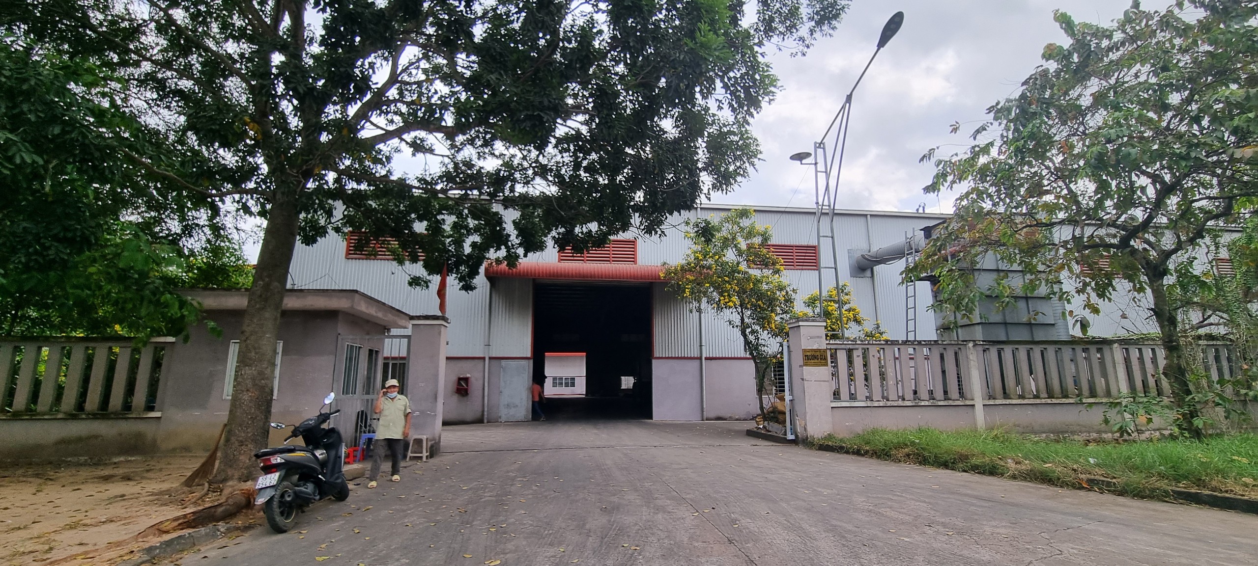 Cho thuê xưởng 3900m2 kcn Tân Đức, Đức Hoà, Long An PCCC tự động.