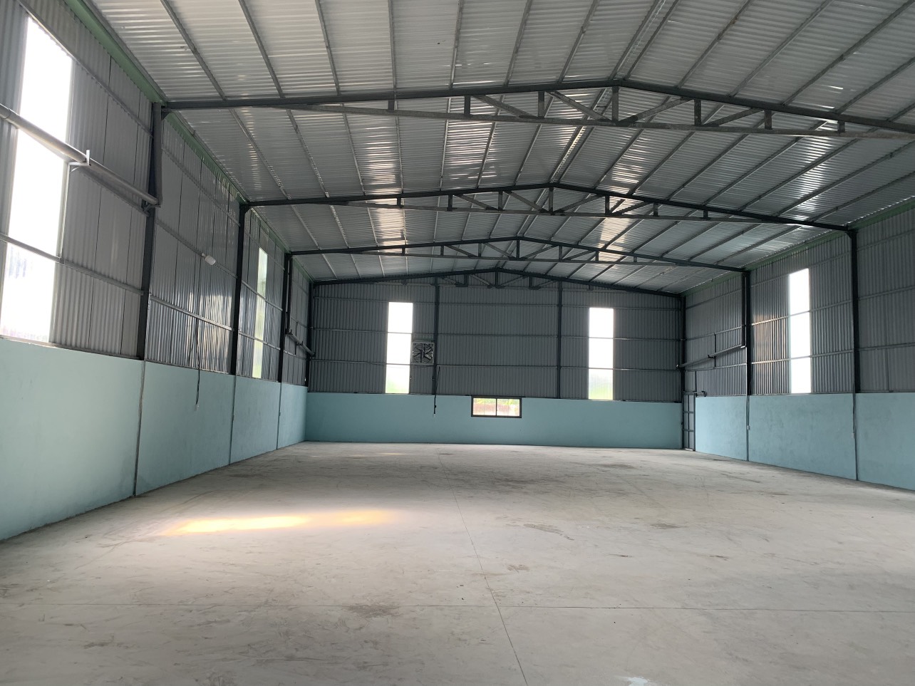 Cho thuê xưởng mới1000m2 Thạnh Lộc 56, quận 12