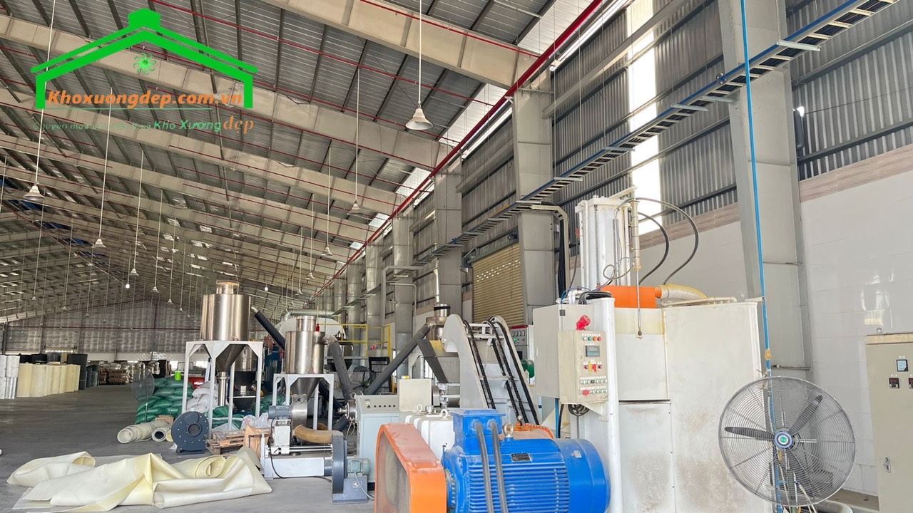 Kho xưởng cho thuê 6000m2 kcn huyện Đức Hoà, Long An pccc  tự động