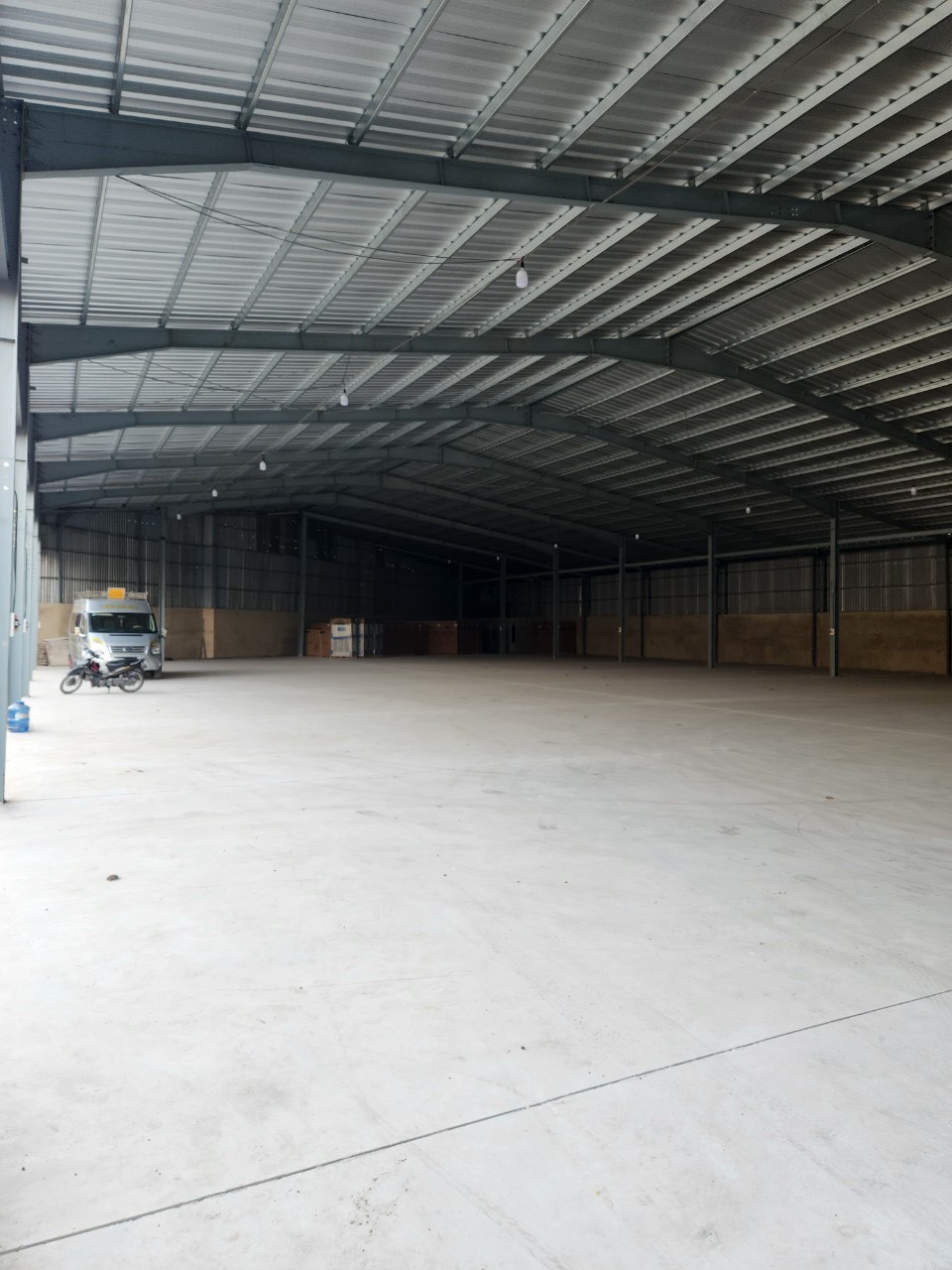 Cho thuê kho xưởng 2.800m2 gần Võ Văn Kiệt P.10 Quận 6
