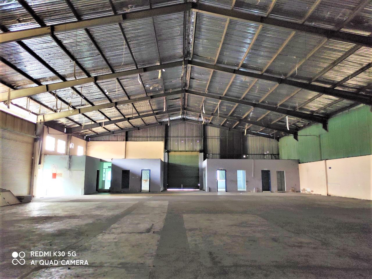 Cho thuê kho xưởng 900m2 khu công nghiệp Tân Bình.