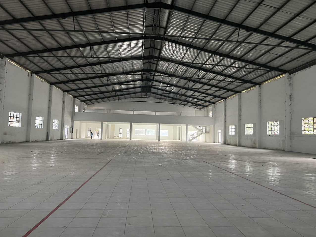 Cho thuê xưởng may mặc, in ấn 2000m2 Tân Kiên, Bình Chánh