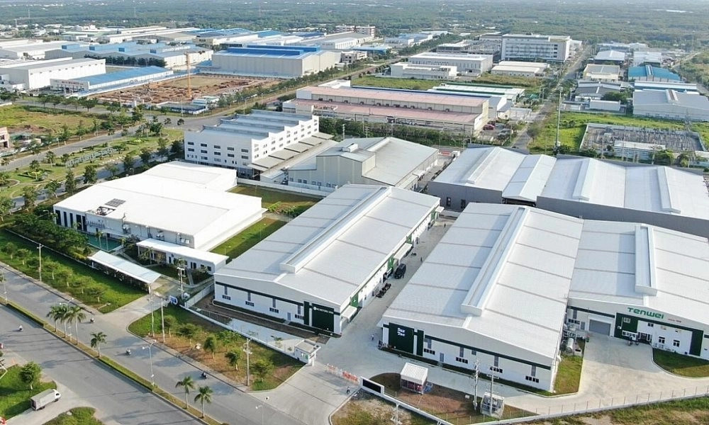 Chủ đầu tư KCN Hiệp Phước đã đưa ra nhiều chính sách ưu đãi hấp dẫn để thu hút các nhà đầu tư như: chính sách miễn, giảm thuế,..