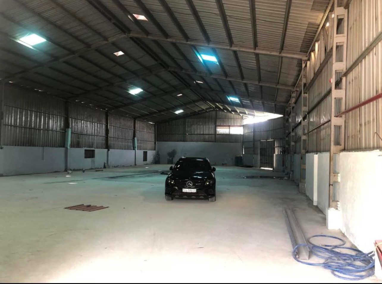 Cho thuê kho 1100m2 đuờng Phan Huy Ích, p14, Gò Vấp