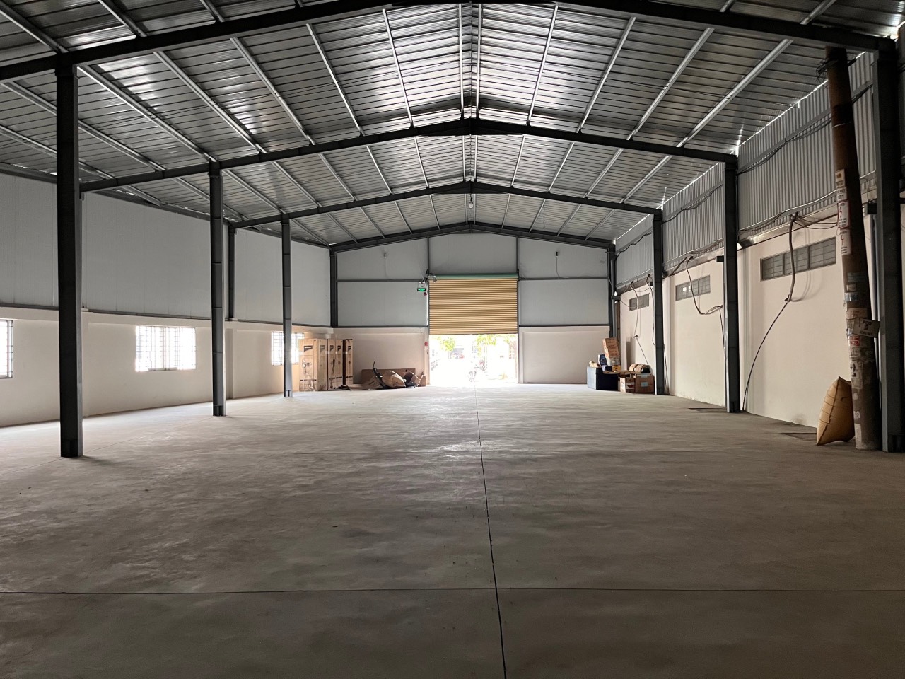 Cho thuê kho xưởng 450m2 Quốc lộ 1a, Quận 12, Tp. HCM