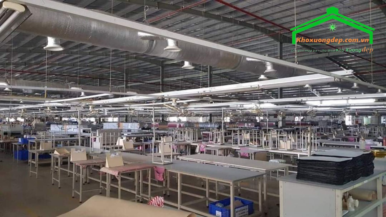 Bán xưởng may 12400m2 KCN huyện Đức Hoà, Long An