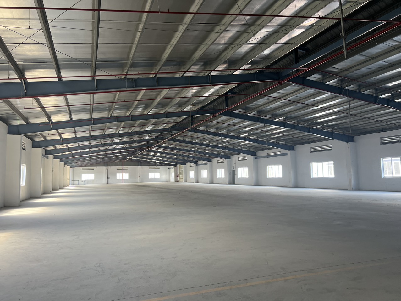 Cho thuê xưởng 10000 m2 KCN Sóng Thần 3 Thủ Dầu Một, BD