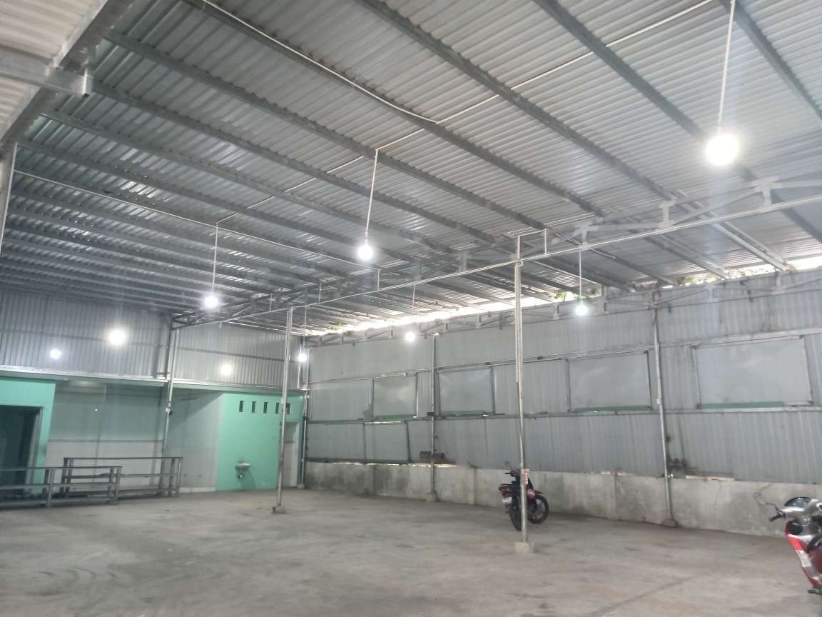 Cho thuê nhà xưởng 400m2 xã Bà Điểm 4 Hóc Môn Tp. HCM giá rẻ
