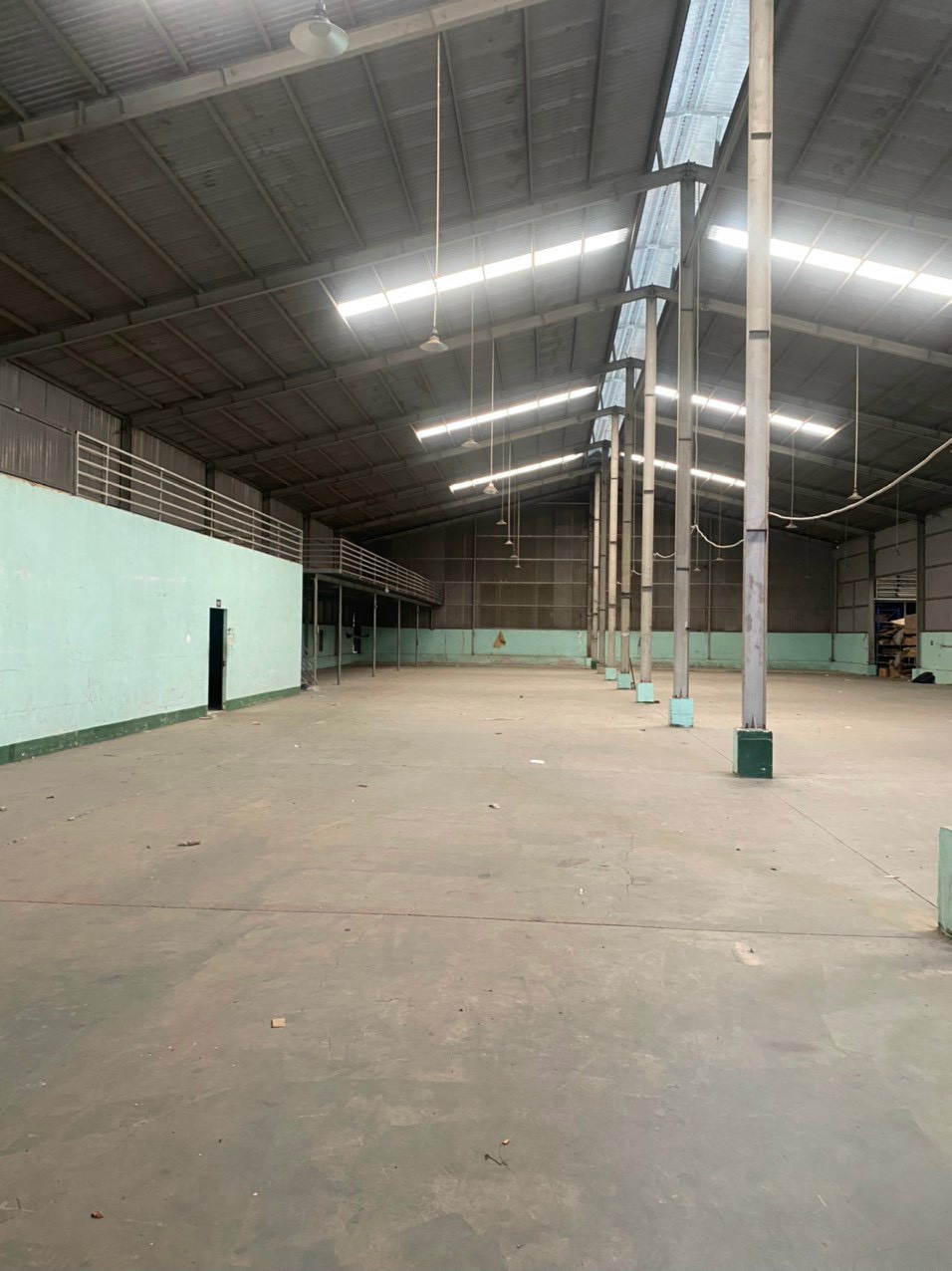 Xưởng cho thuê 1600m2 An Phú, Thuận An, Bình Dương giá tốt