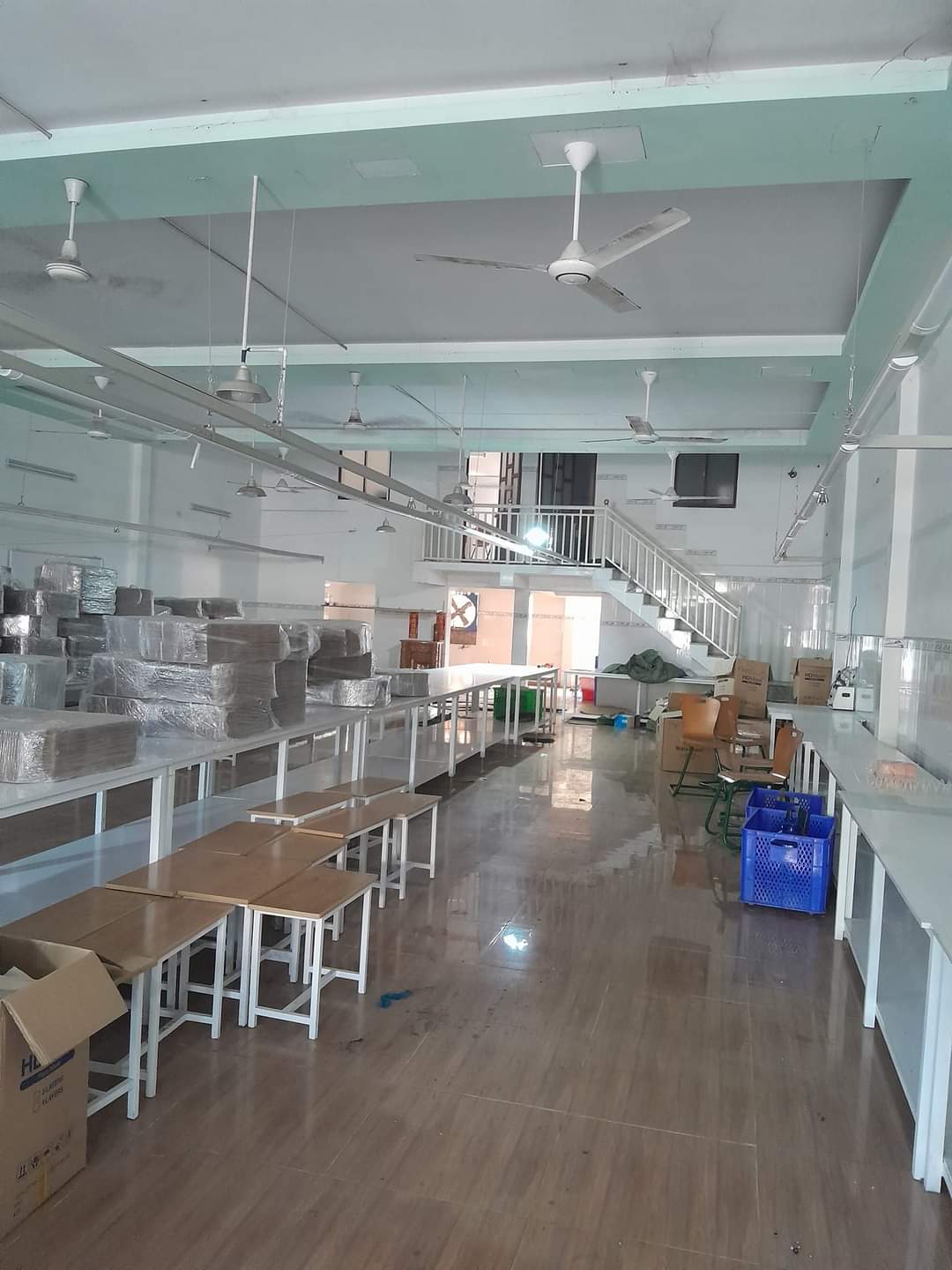 Cho thuê xưởng 400m2 Huyện Hóc Môn, Tp Hồ Chí Minh giá tốt