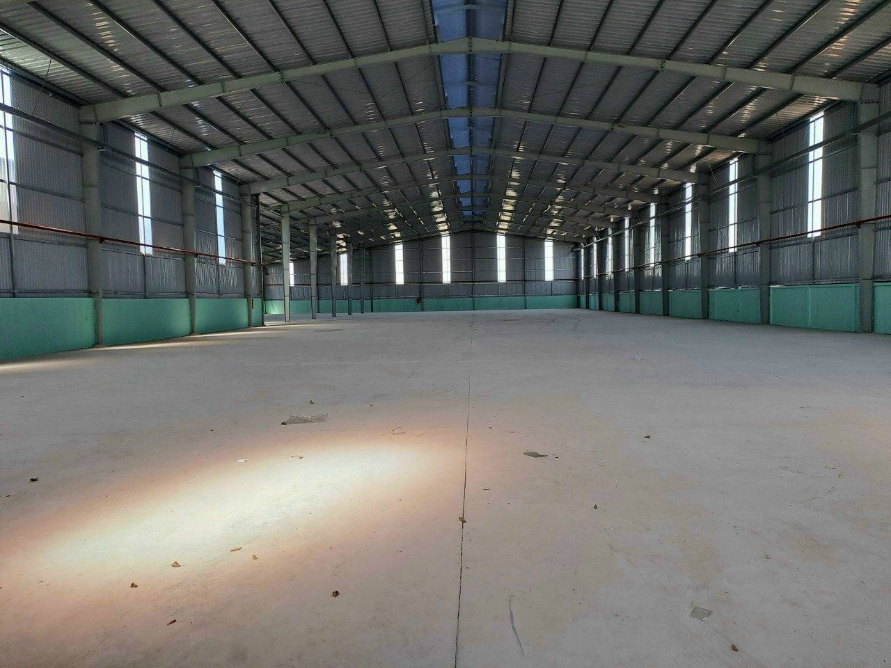 Cho thuê xưởng mới 2850m2 Bình Chuẩn, Thuận An, Bình Dương