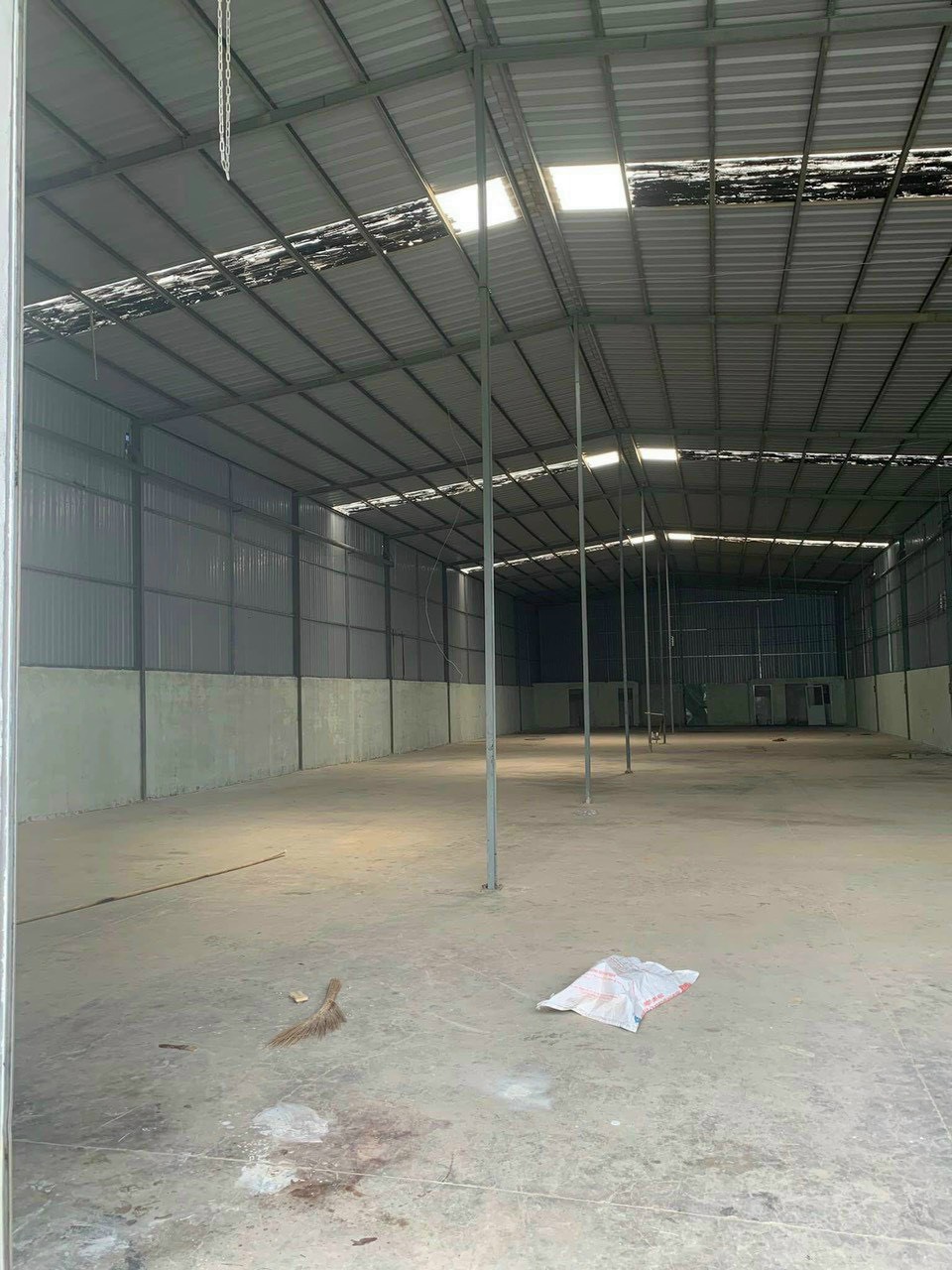 Xưởng cho thuê 810m2 Bình Chuẩn, Thuận An Bình Dương giá rẻ