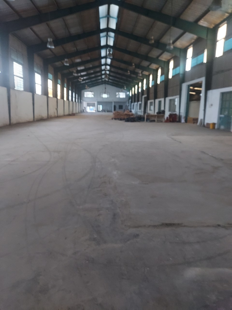 Xưởng cho thuê 2600m2 xã Thới Tam Thôn, huyện Hóc Môn, Tp HCM