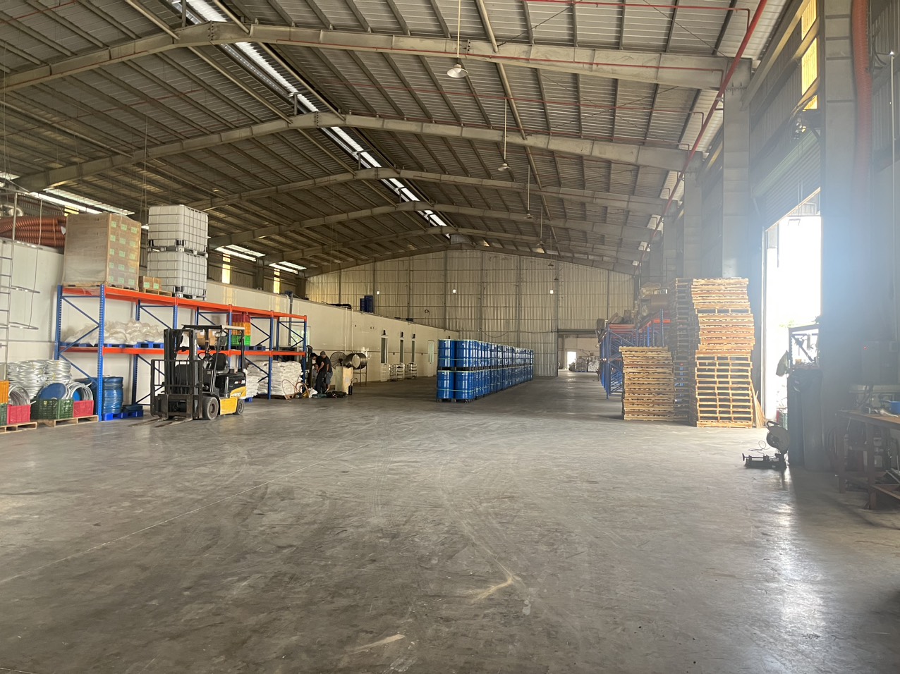 Cho thuê kho 1000m2 tại kcn Tân Đô,huyện Đức Hoà, Long An