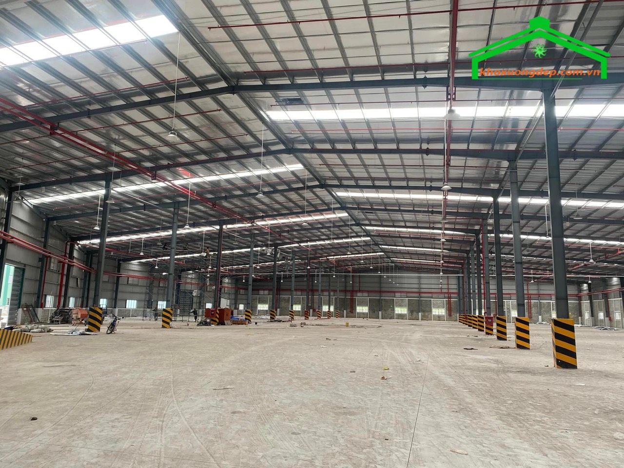 Cho thuê kho xưởng 1.300 m2 ngoài KCN tại Phường Tân Thới Nhất, Quận 12, Thành phố Hồ Chí Minh