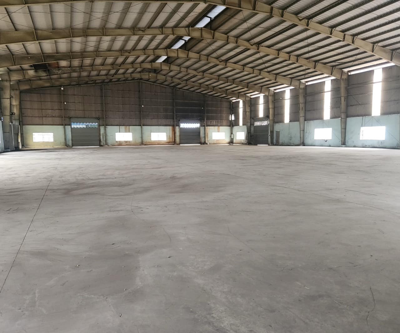 Cho thuê kho xưởng 2.320 m2 Đức Hòa Đông, Đức Hòa, Long An