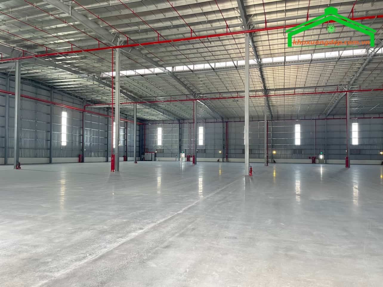 Bán kho xưởng 3024 m2 trong KCN Xuyên Á, Huyện Đức Hoà, Tỉnh Long An