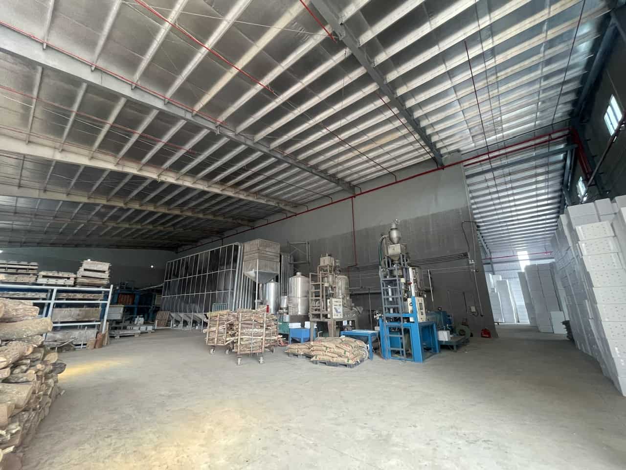 Cho thuê kho xưởng 3240m2 KCN Hải Sơn, Đức Hoà Đông, Long An