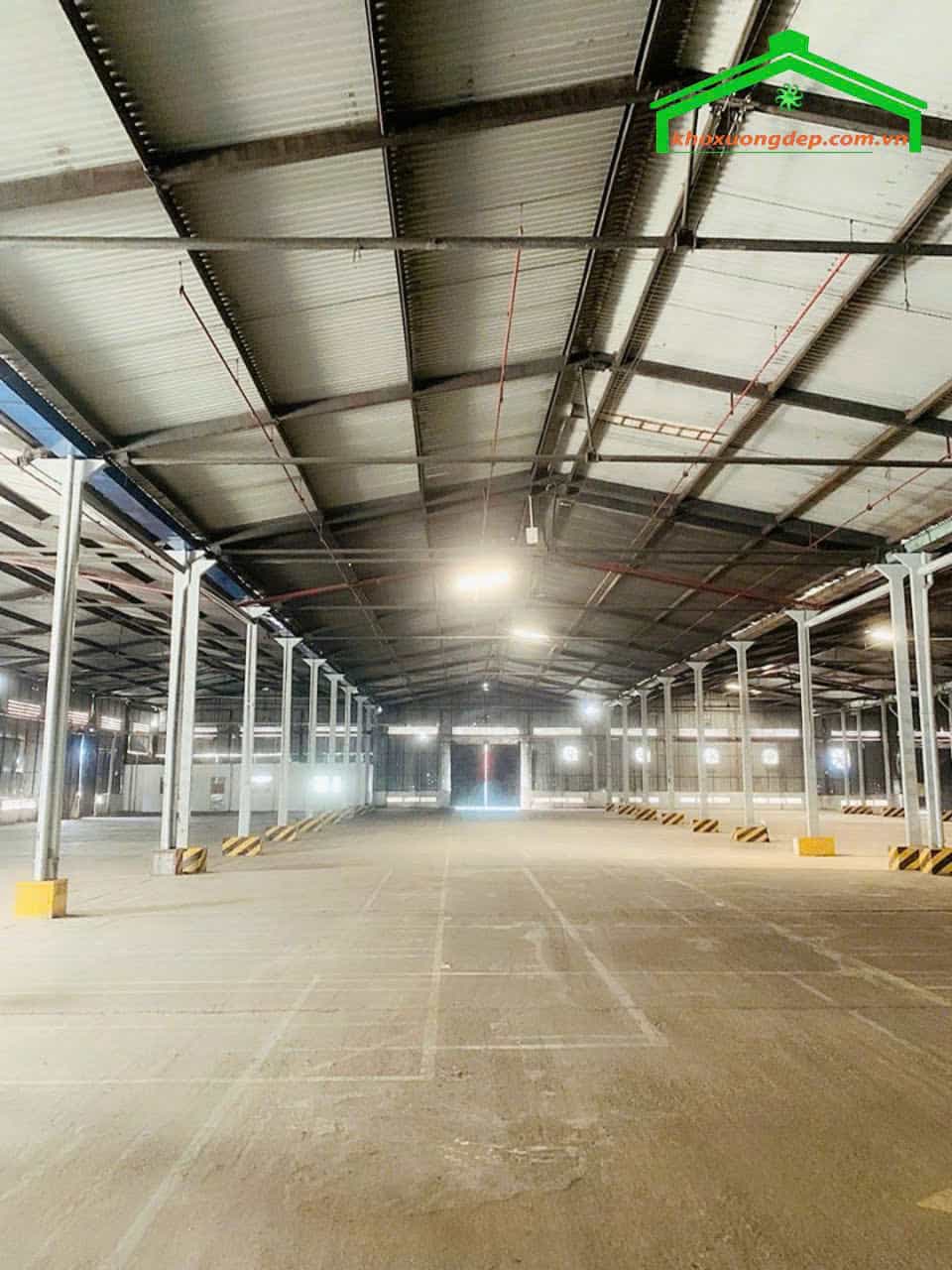 Cho thuê kho xưởng 26.000m2 KCN Dĩ An, Bình Dương
