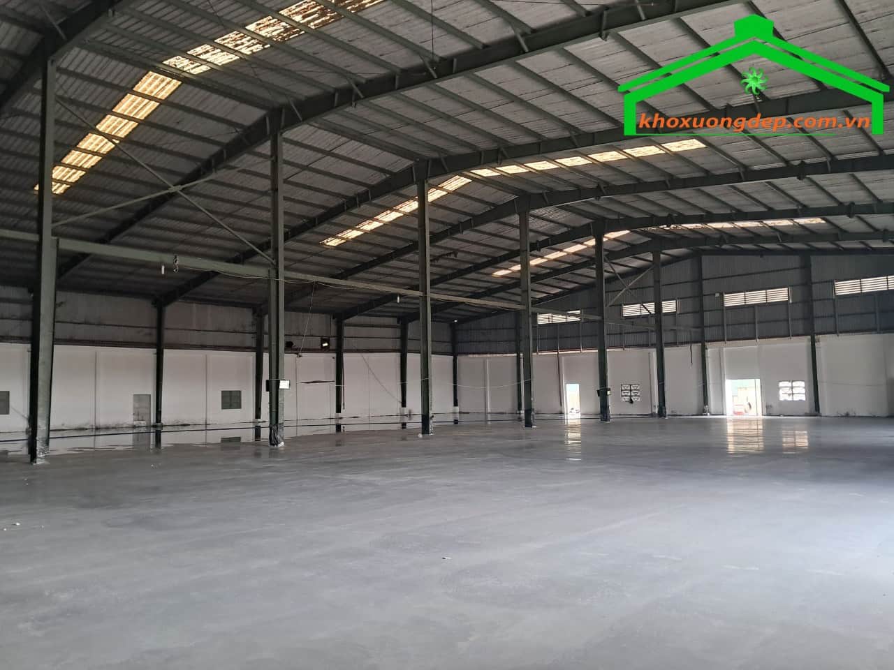 Cho thuê kho xưởng 23000m2 trong KCN Hòa Phú, Vĩnh Long.