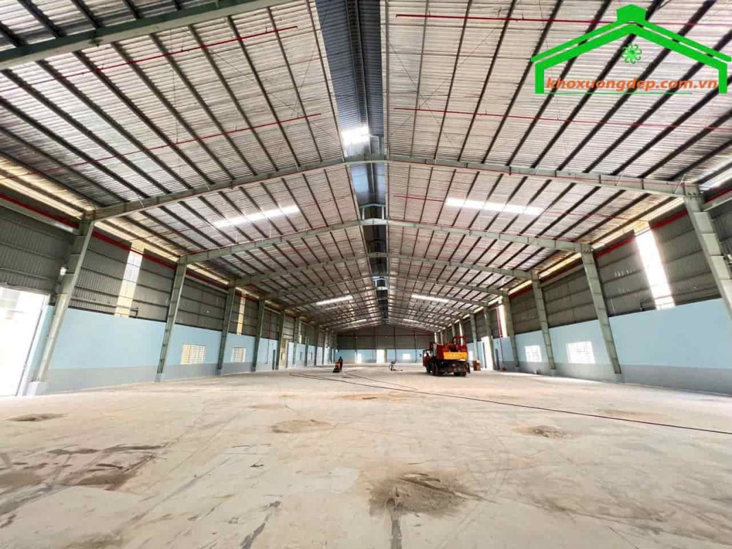 Bán nhà xưởng 2 mặt tiền 10000m2 KCN Tân Đô-Hải Sơn